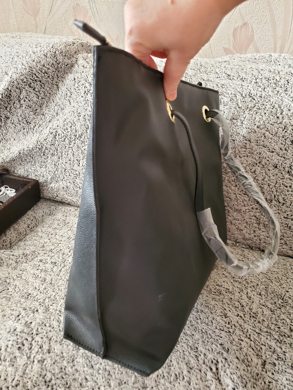 Tahari Black Leather Tote Bag with Gold Hardware - Picture 5 of 8